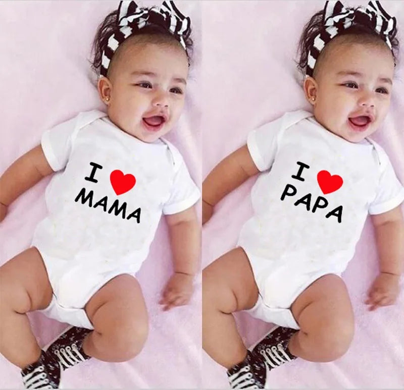 Newborn Baby Clothes Breathable Cotton Short Sleeve Romper I Love PAPA MAMA with heart print worn by baby