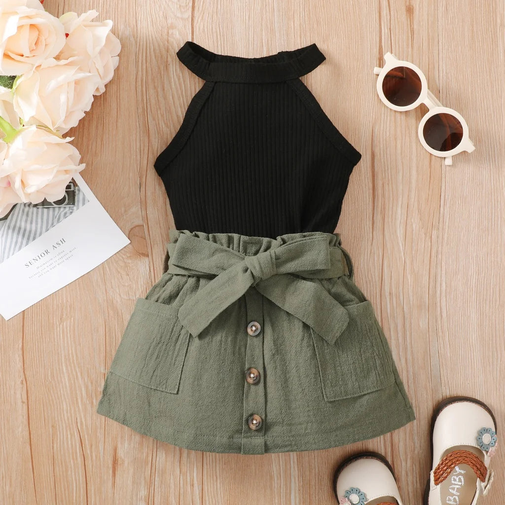 2PCS Baby Girl Clothing Set with black sleeveless top and green buttoned skirt with bow