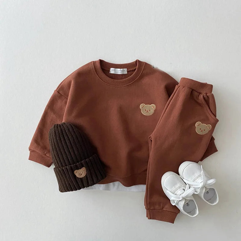 Fashion Kids Sports Bear Sweatshirt and Pants 2 Piece Fall Clothing Set