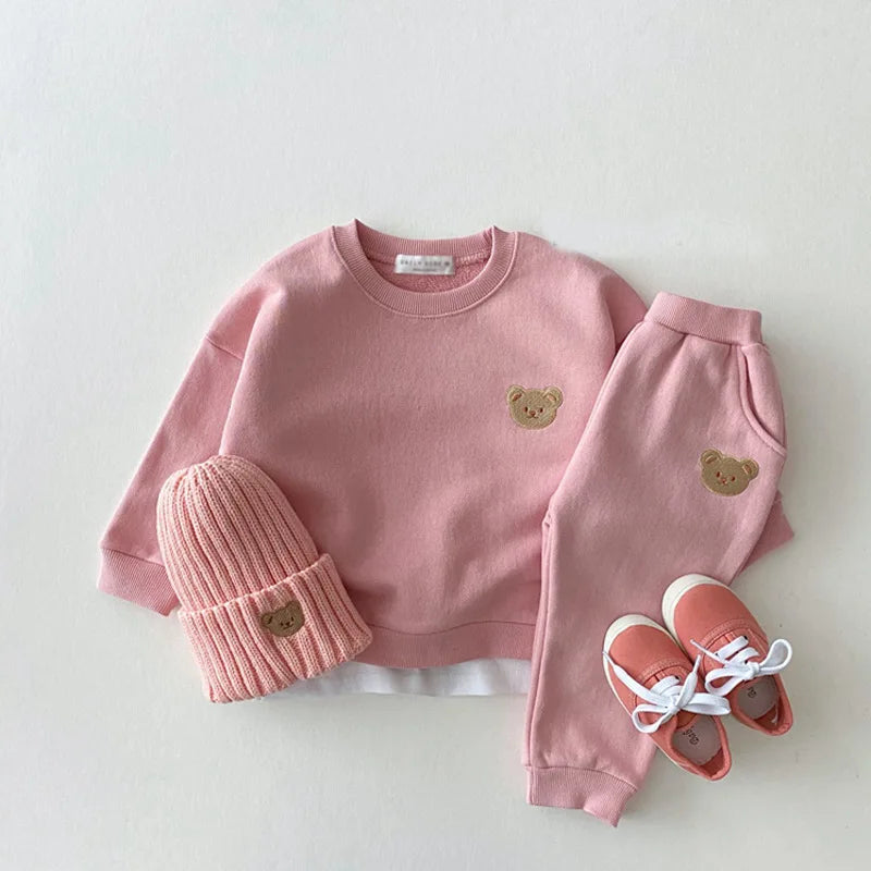 Fashion Kids Sports Bear Sweatshirt and Pants 2 Piece Fall Clothing Set