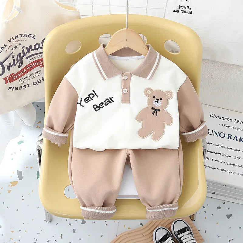 Baby Clothes Children Set Boys T-Shirt Pants 2Pcs Sets with teddy bear design in beige and white