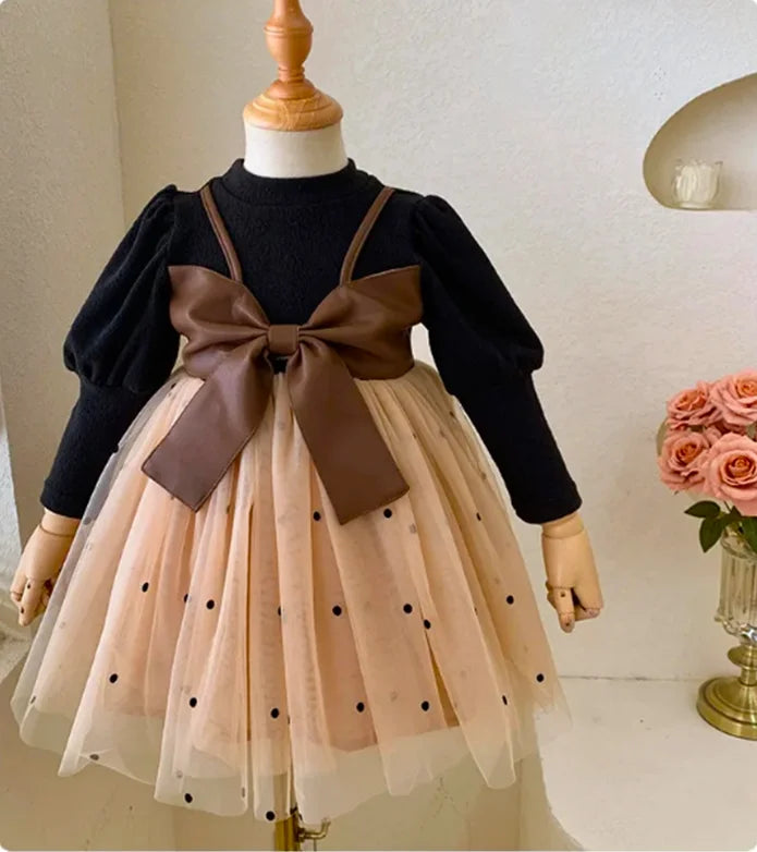 Baby Girl Long Sleeve Dress with Big Bow and Tulle Elegant Fashion Outfit in black and beige with polka dotss