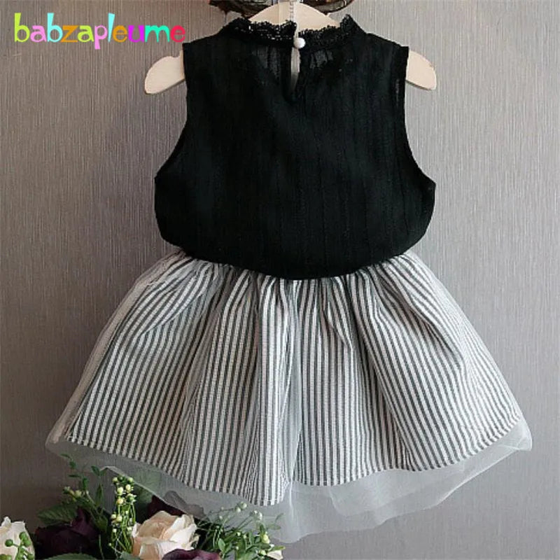 Kids Girl Clothes Set Infant Sleeveless Vest and Skirt 2Pcs Toddler Outfit with black sleeveless top and striped skirt