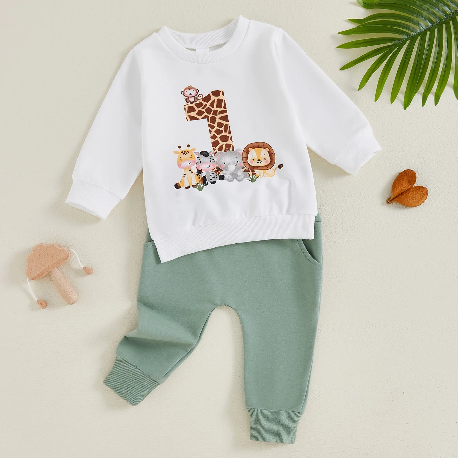 BeQeuewll Toddler Fall Suit Animal Print Sweatshirt and Pants First Birthday Set with safari animal design