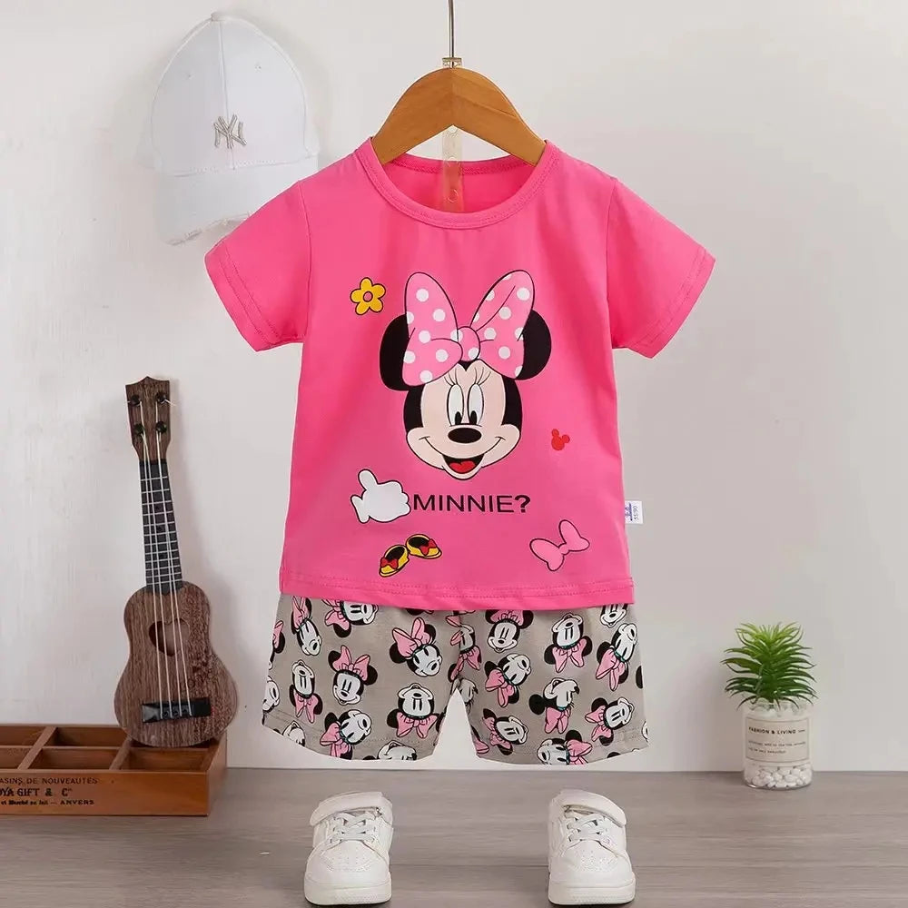 Cartoon Kids Clothes 2 Piece Set Donald Duck T-shirt and Shorts Summer Outfit in pink with Minnie Mouse design