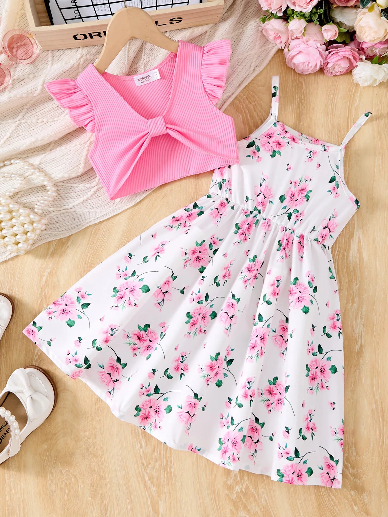 Children Casual Dress Girls Pink Knitted Top Floral Suspender Dress Summer Set with white floral skirt and pink knitted short sleeve top