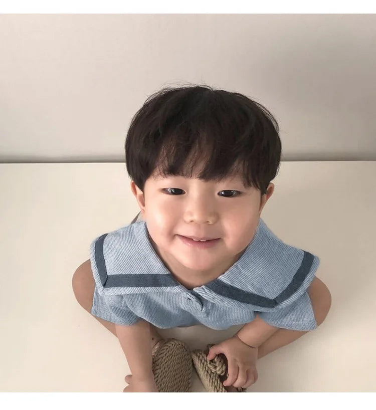 Toddler boy wearing Children Clothing Sets Boys Girls Muslin Top Shorts 2pcs Cotton Baby Outfit in blue