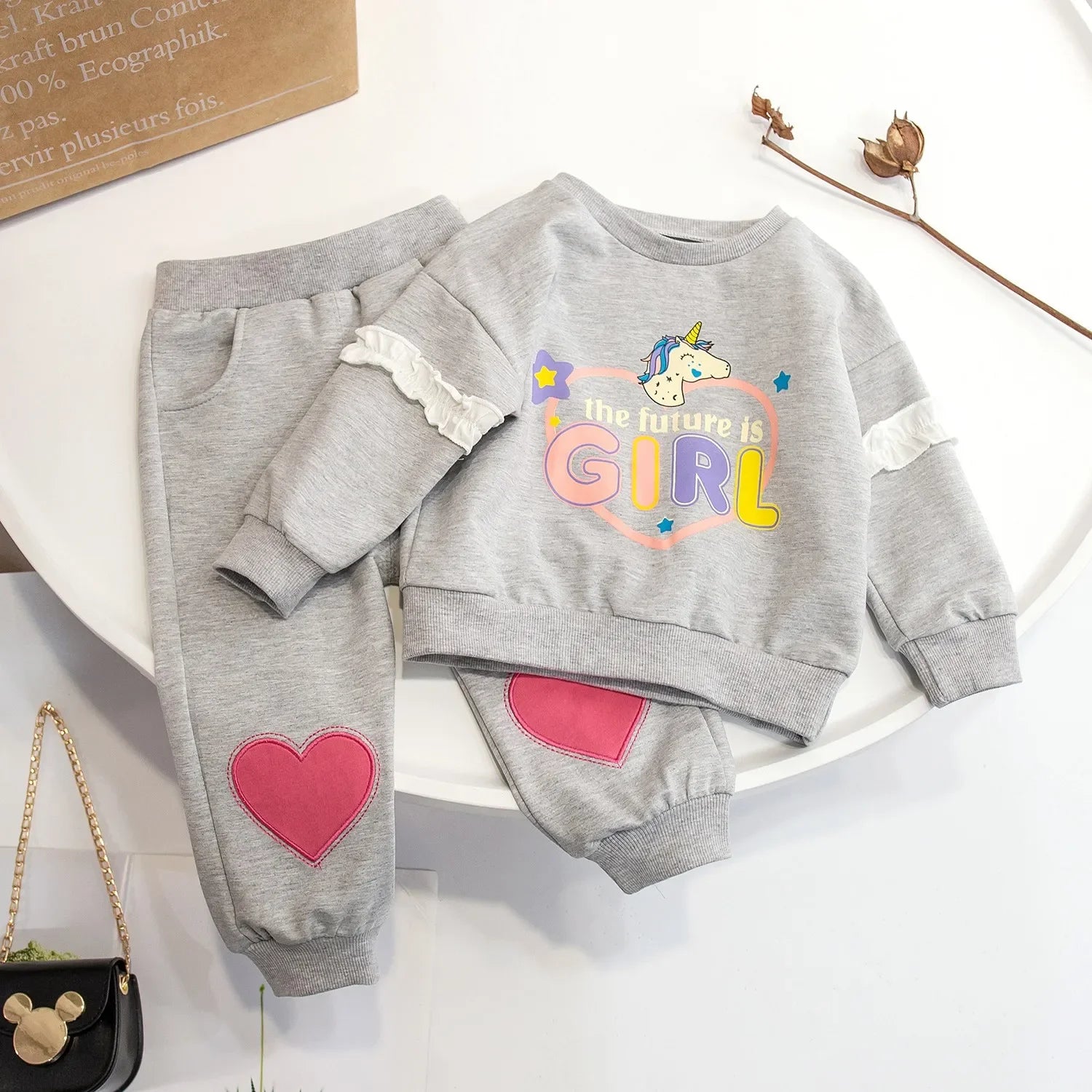 Children Clothing Sets Love Cat Print Tops and Pants Girls Kids Boutique Outfit in gray with heart and unicorn design