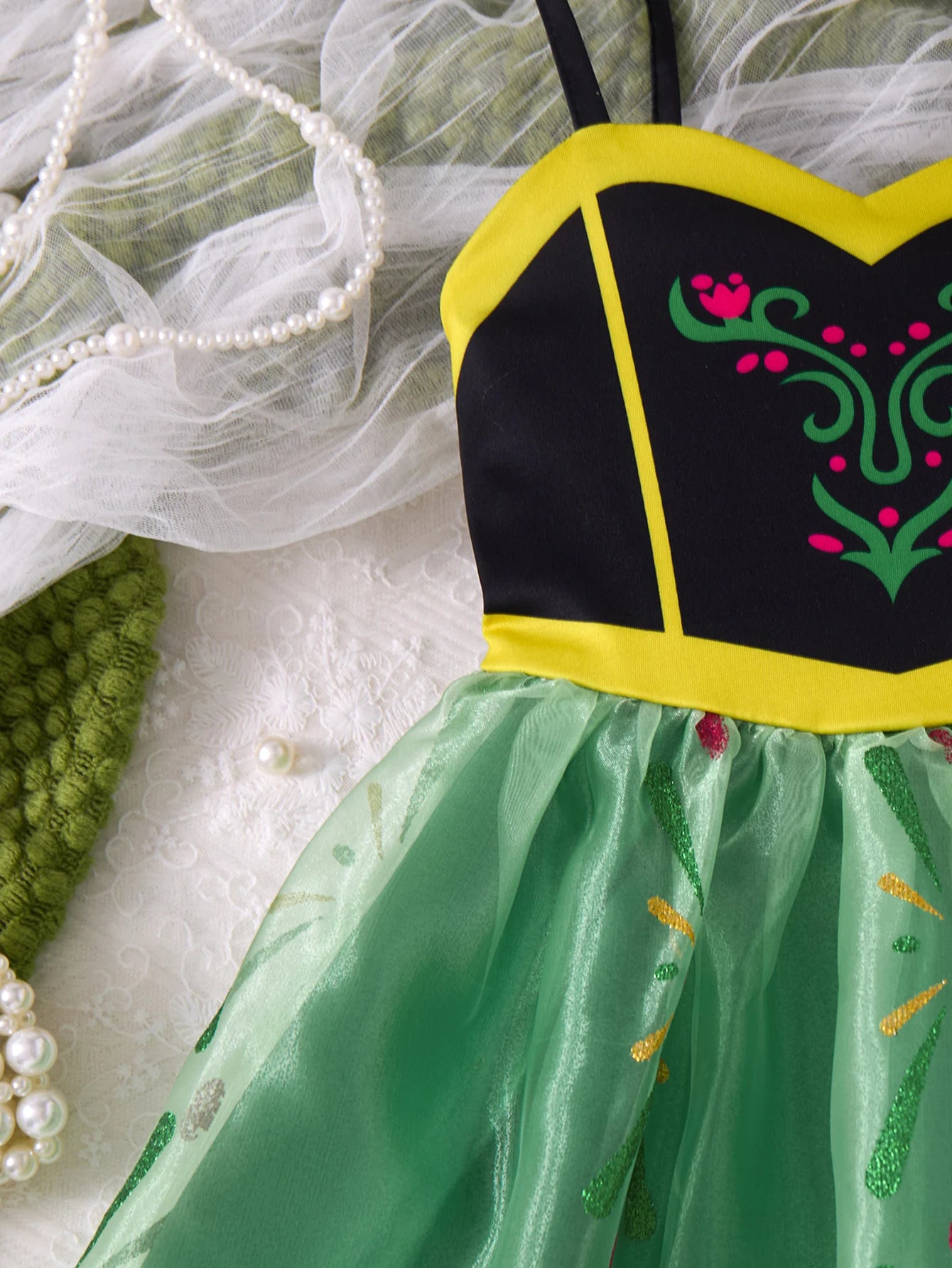Children Fashion Dresses Barbi White Snow Moana Princess Dress Girls Casual Outfit with black and green floral bodice and green skirt