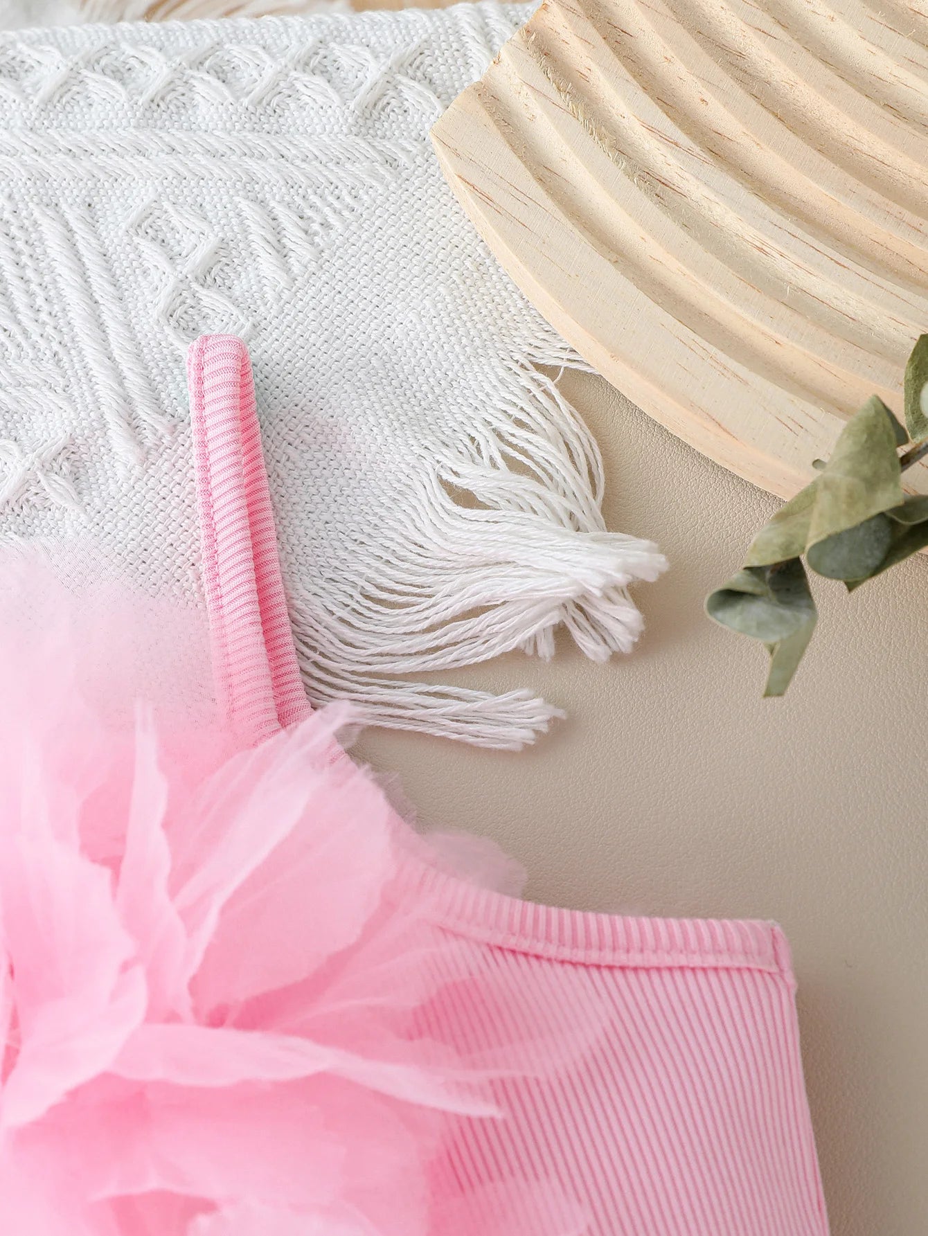 Children Summer Girls Pink Outfit Sets Lace Mesh Flower Vest and Shorts Pants detailed close-up with pink fabric and floral design