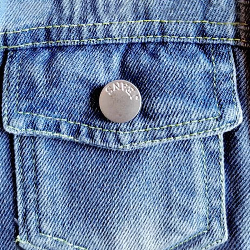 Close-up of pocket and button detail on Fashion Baby Girls Hello Kitty Kuromi Denim Jacket Coat Spring Autumn Wear