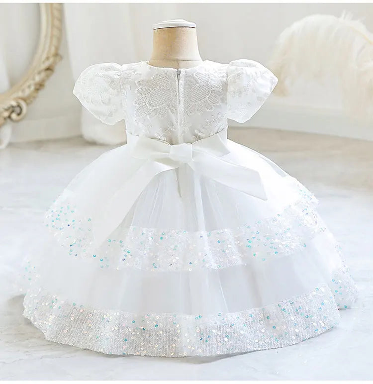 Fashion Bow Girls Party Dress Cotton Short Sleeve Kids Summer Bridesmaid Dress in white with lace and bow detail