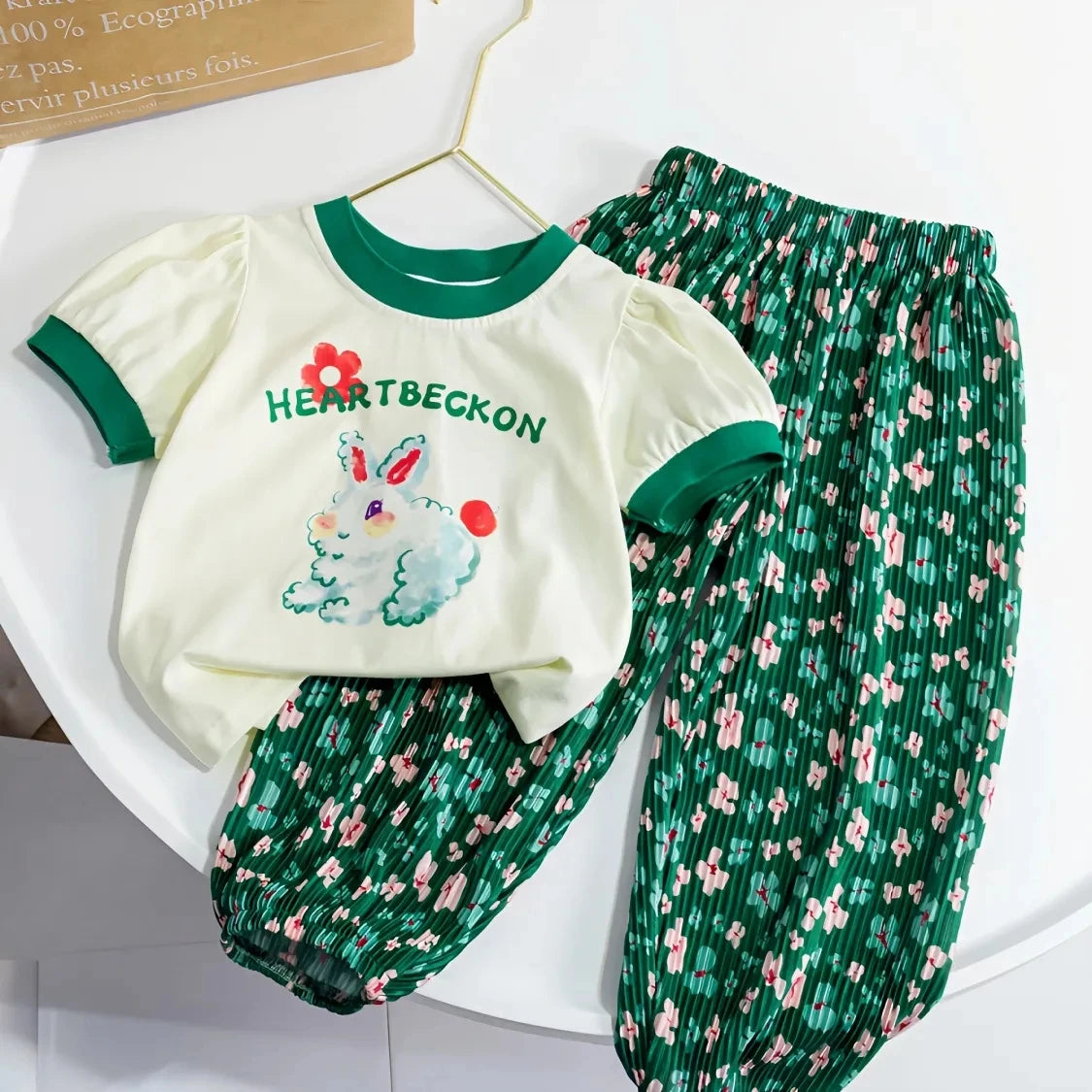 Fashion Children Girl Sets Summer Shorts with white bunny print top and green floral pants