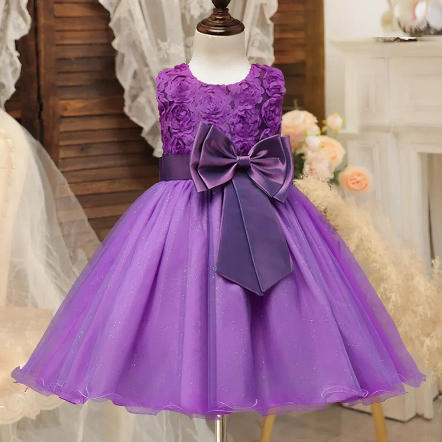 Fashion Girl Royal Blue Mesh Sleeveless Evening Gown Party Dress Kids Summer displayed on mannequin