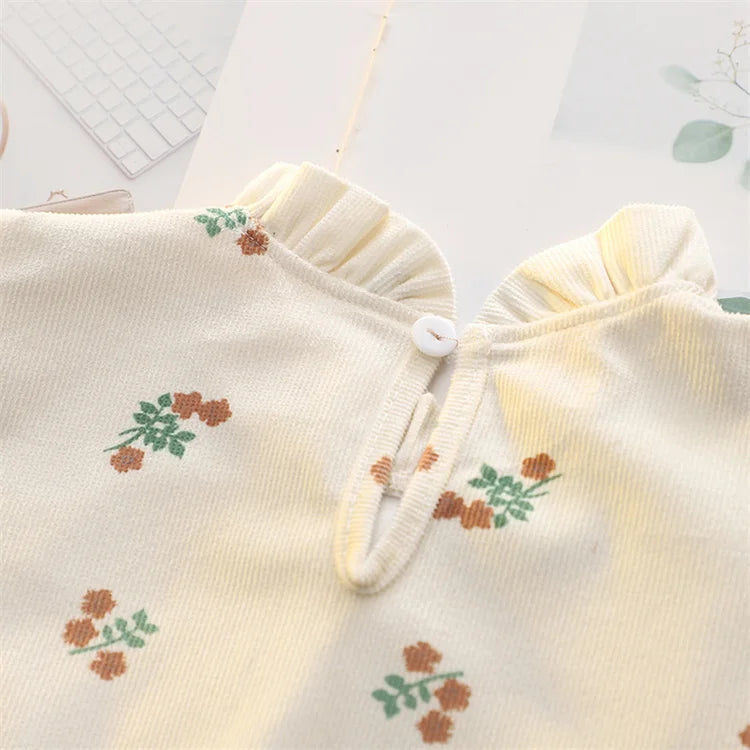Close-up of floral Girls Spring Autumn Dress Long Sleeve Print Baby Clothes Fashion Kids Outfit collar and button detail