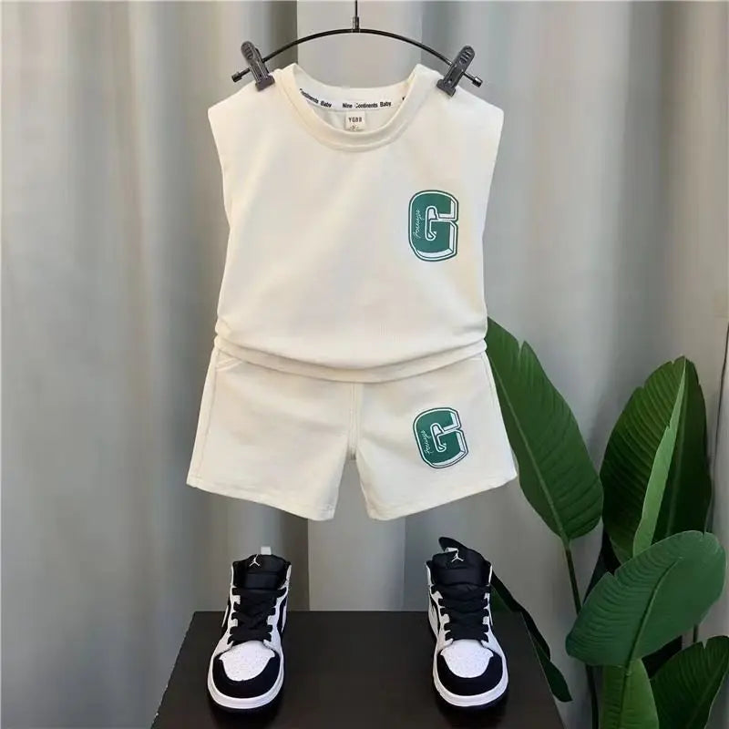 Kids Boys Summer Vest Set New Fashion Baby Net Red Clothes Two Piece Outfits in white with green G logo and black white sneakers