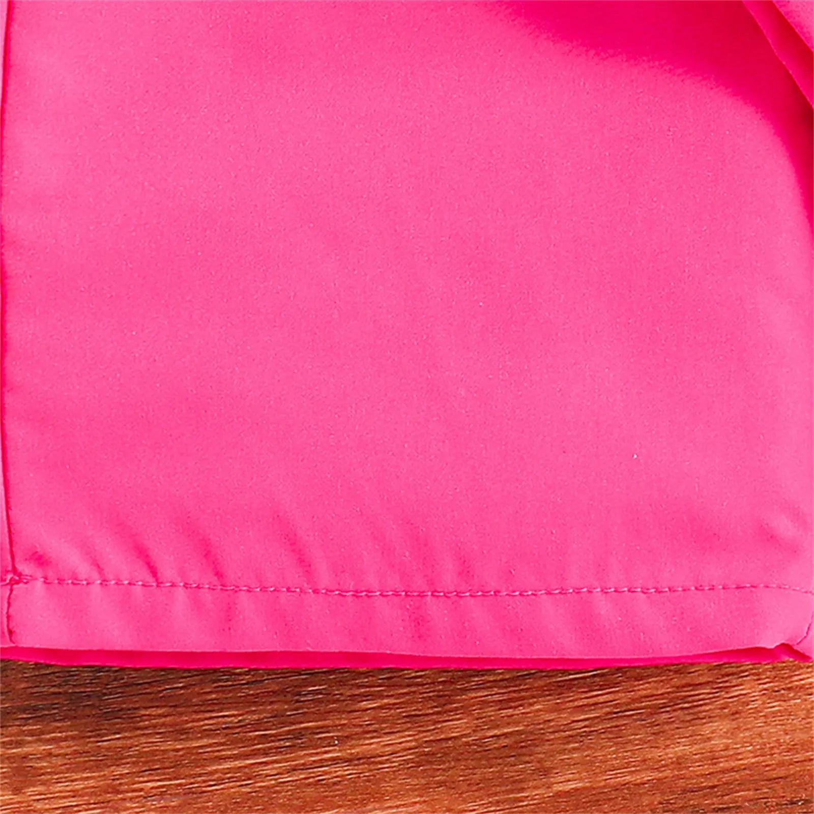 Close-up of bright pink fabric stitching detail for Kids Casual Clothing Sets Summer Girls Fashion Rose Floral Print White Top Pants