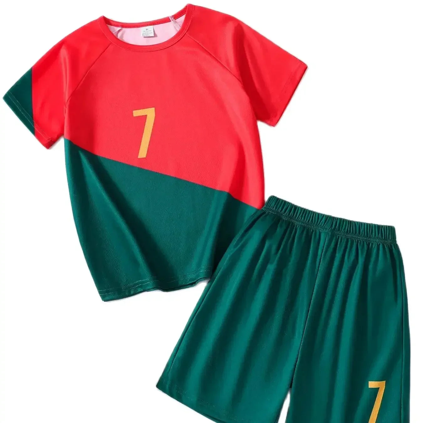 Kids' Fall Boys' Fashion Quick-Dry T-Shirt and Shorts Two-Piece Outfit in red and green with number 7 design