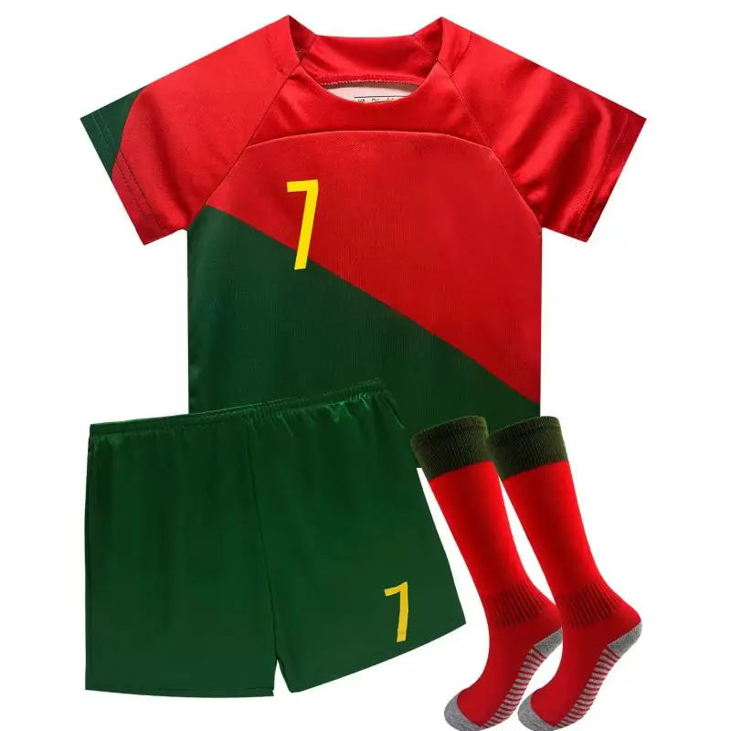 Kids' Fall Boys' Fashion Quick-Dry T-Shirt and Shorts Two-Piece Outfit in red and green with number 7 and matching red socks