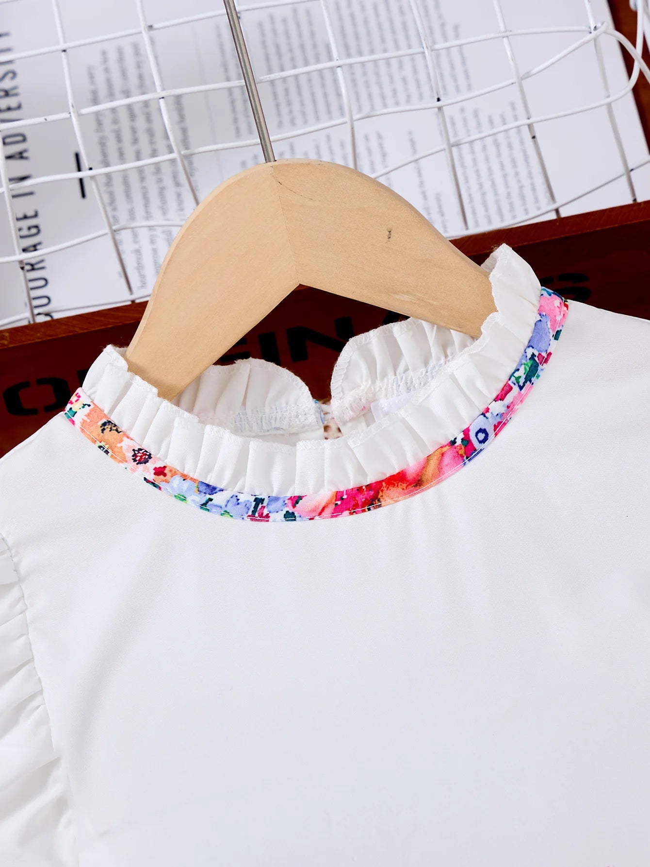 Yamza Tots' Closet Kids Girls Summer Floral Dress with Bow white short sleeve casual outfit close-up neckline