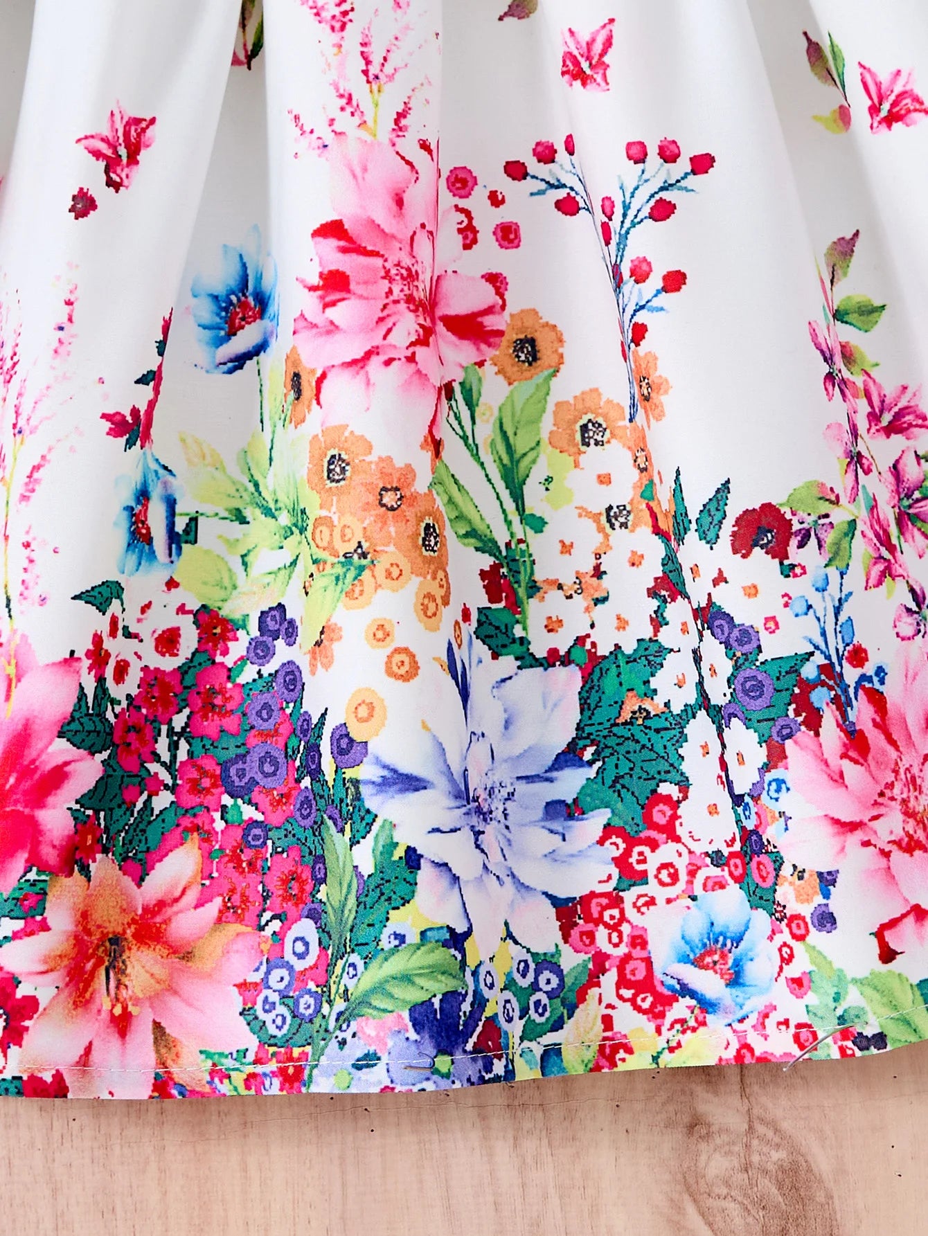 Kids Girls Summer Floral Dress with Bow white short sleeve casual outfit featuring colorful flower print on fabric
