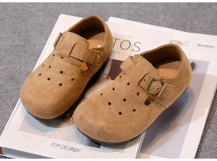 Kids Retro Flat Shoes Solid Candy Color Moccasins for Boys and Girls Trendy tan suede with buckle straps