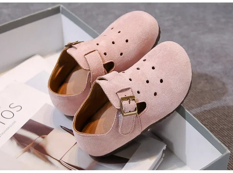 Kids Solid Color Retro Flat Shoes Candy Color Girls and Boys Moccasins in soft pink suede with buckle detail