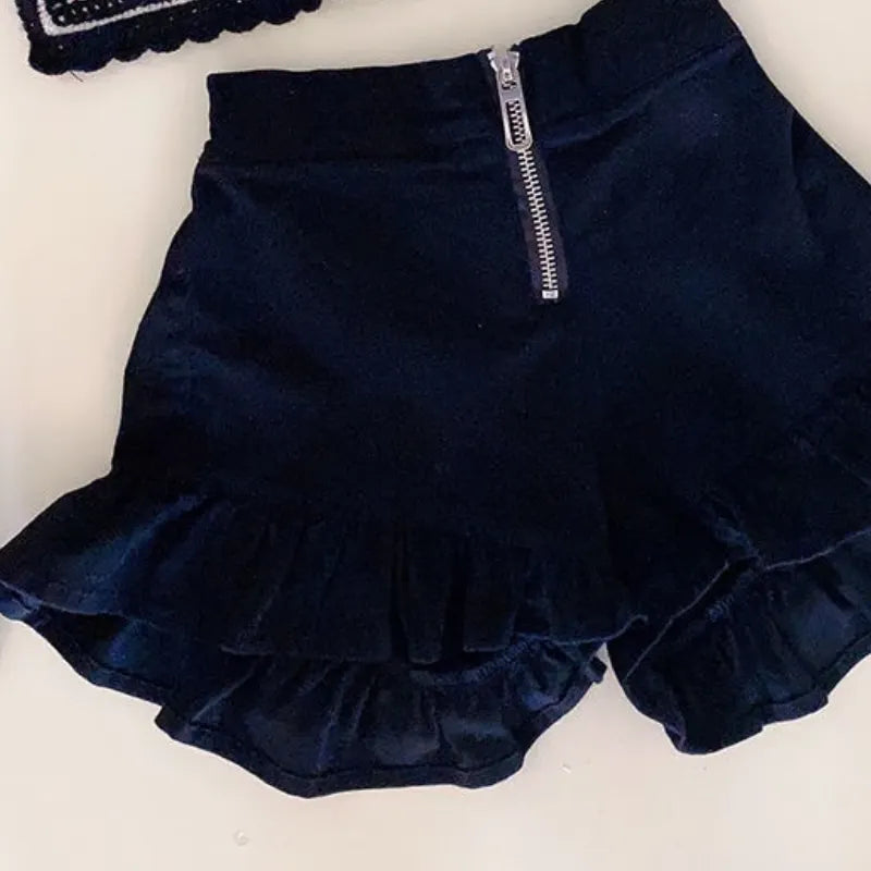 Black ruffled shorts with zipper detail for Fashion Baby Girl Knitted Set Strap Flower Vest and Shorts 2PCS Summer Suit
