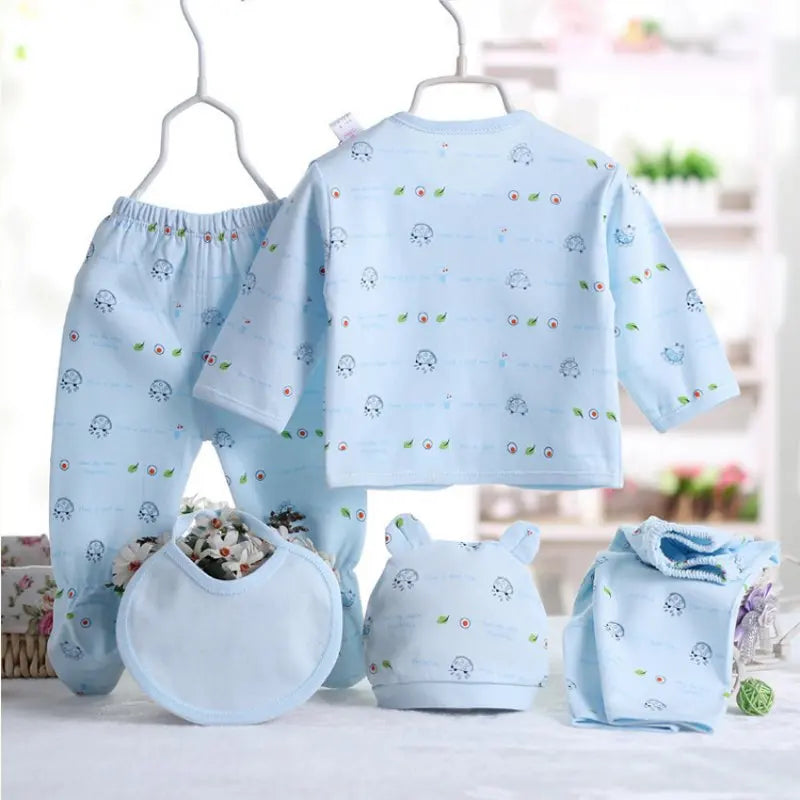 Newborn Baby Pure Cotton Clothing Set with Top Pants Hat Bibs Cartoon Print in light blue with cute animal design