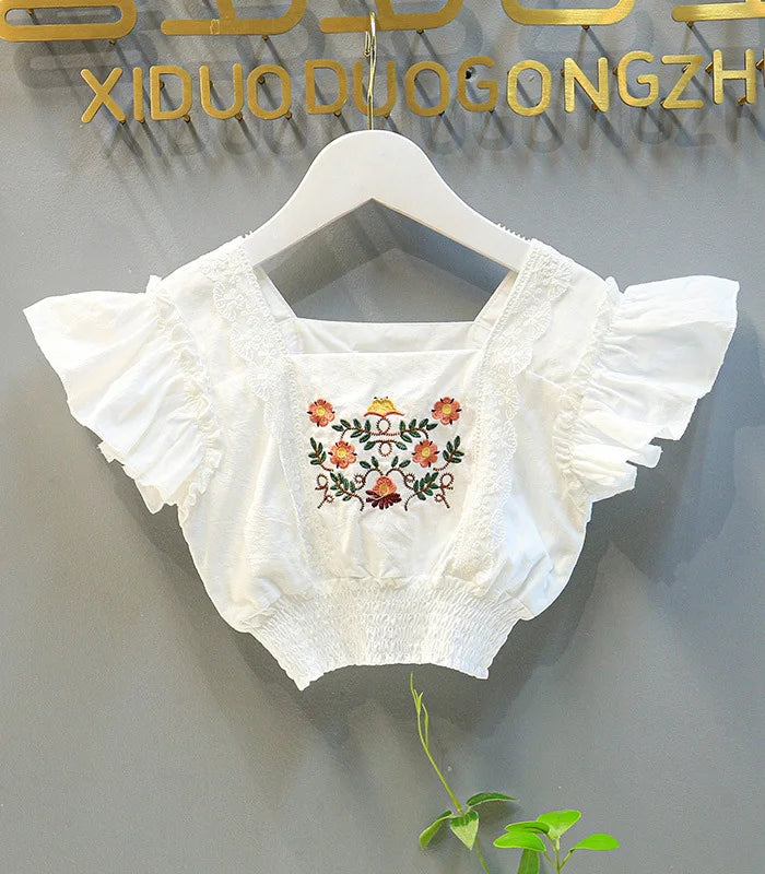 White summer new girls clothing fashion suit top with floral embroidery and ruffled sleeves