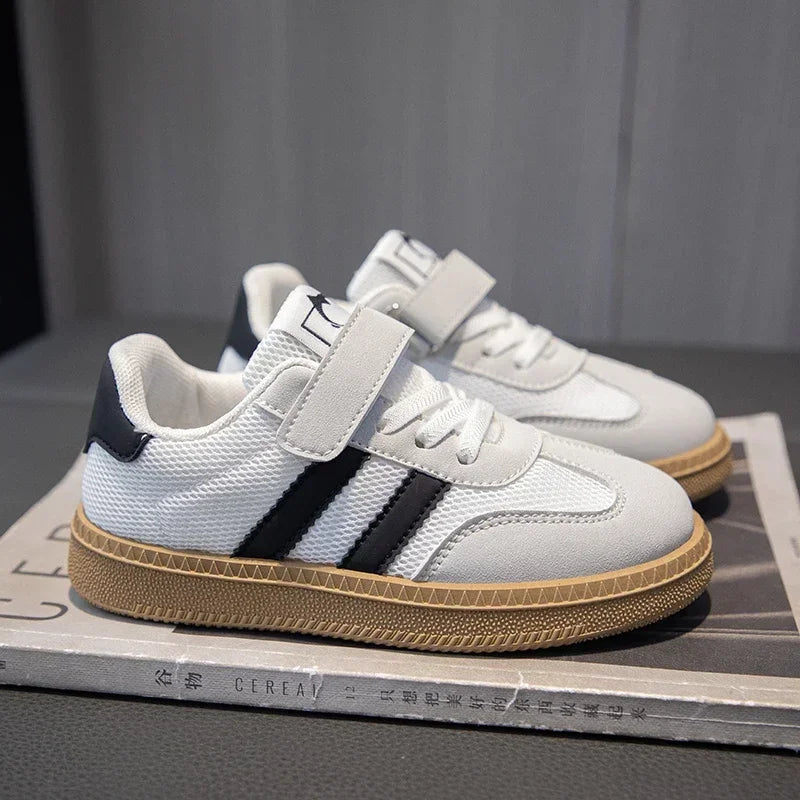 Walking Shoes Sneakers White Non-slip kids white sneakers with black stripes and brown soles